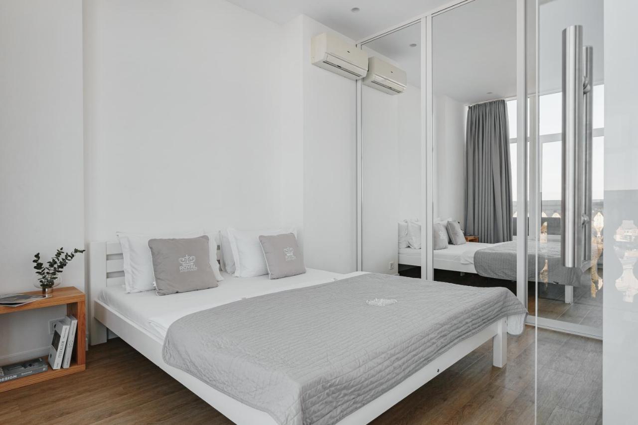 Royal Sky Apartments Oldenburg Bagian luar foto